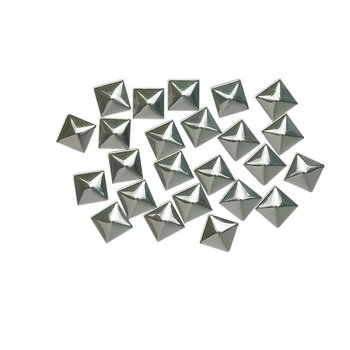 24 Bügelnieten, silberne Pyramiden, 7 x 7 mm